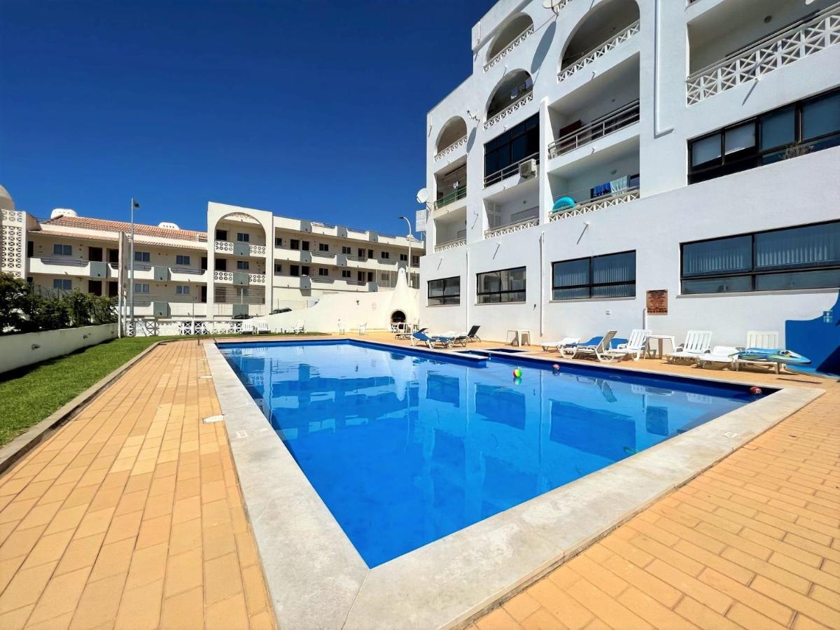 Albufeira Classic With Pool By Homing Экстерьер фото